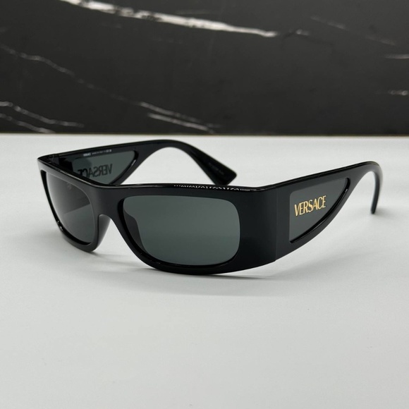 NEW MOD 4482 GB1/87 VERSACE BLACK SHIELD VE4482 GB187 UNISEX VERSACE SUNGLASSES - Picture 2 of 10